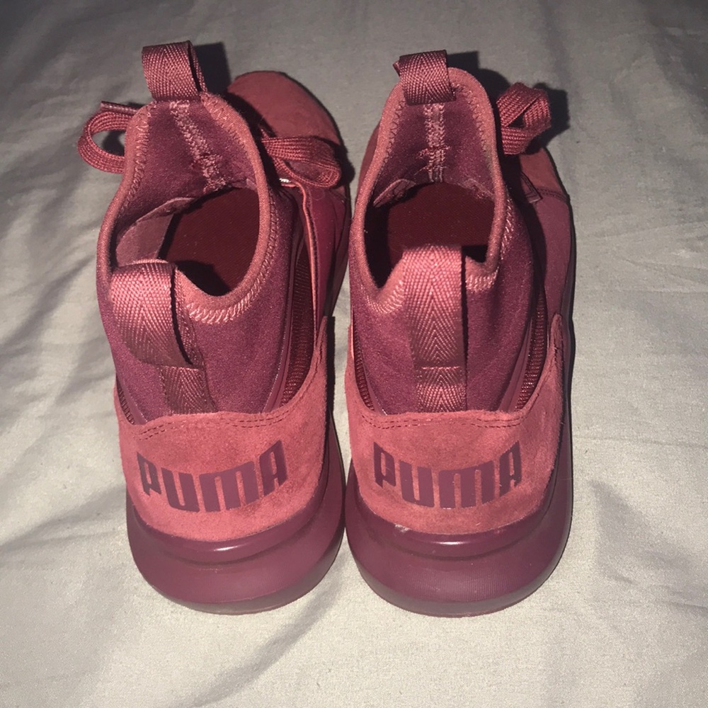 Shoes - Picture 3 of 4